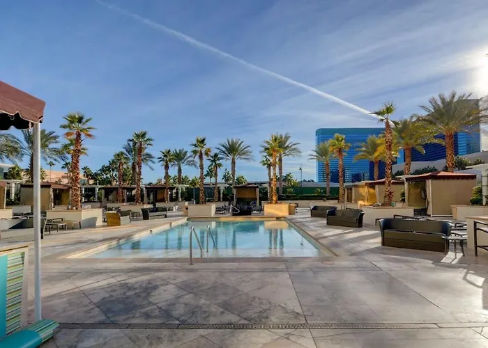 Mgm Signature-09-718 Jacuzzi Studio