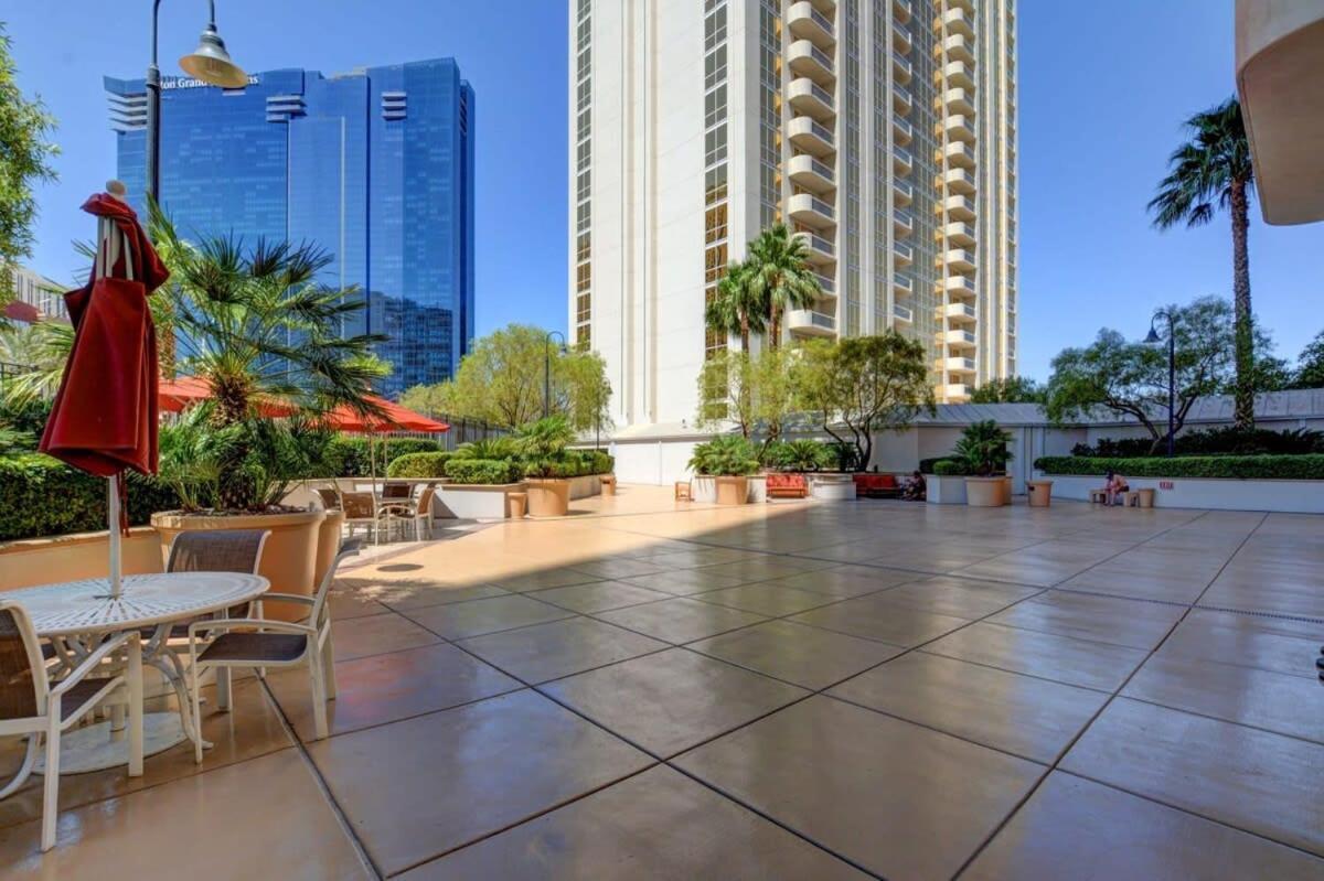 Mgm Signature-09-718 Jacuzzi Holiday home *
